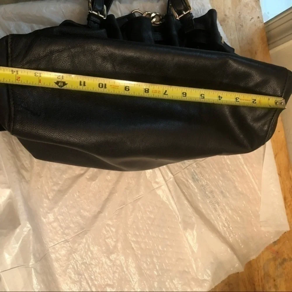 Michael kors black leather gathered bag